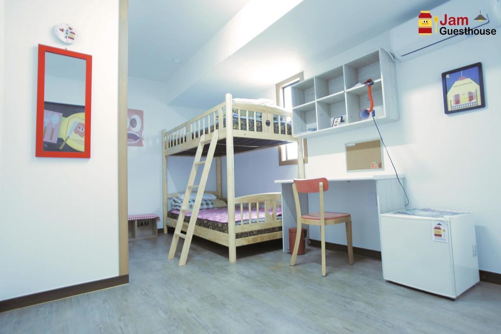 Jam Guest house